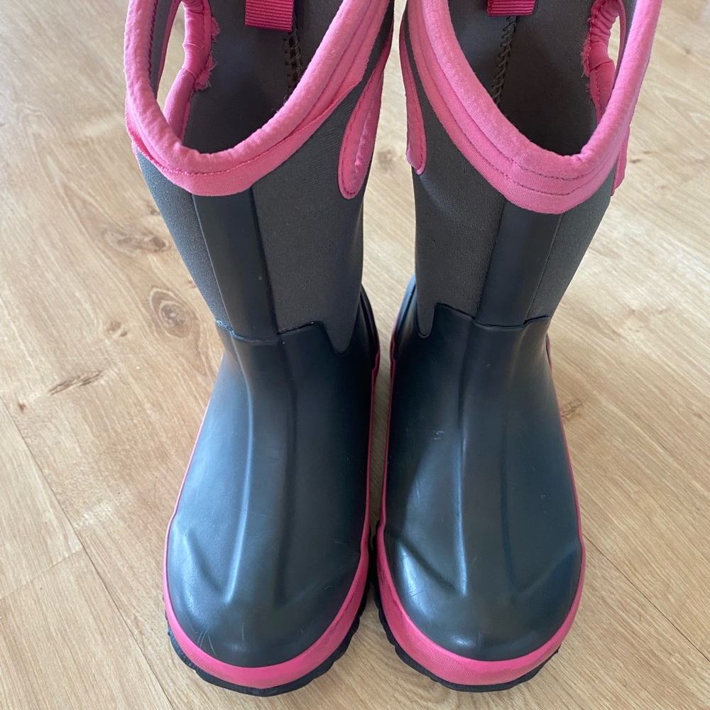 Kids Pink and Black Bogs Boots size 12 kids
